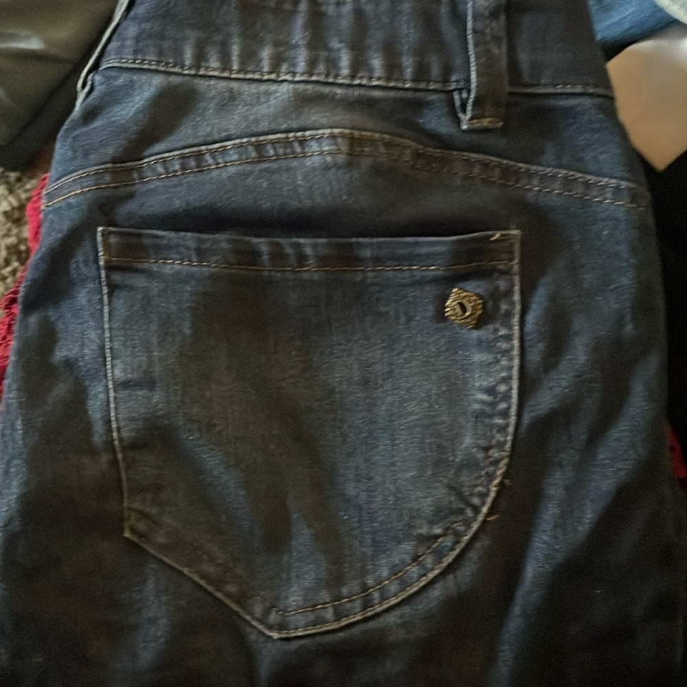 Women’s jeans